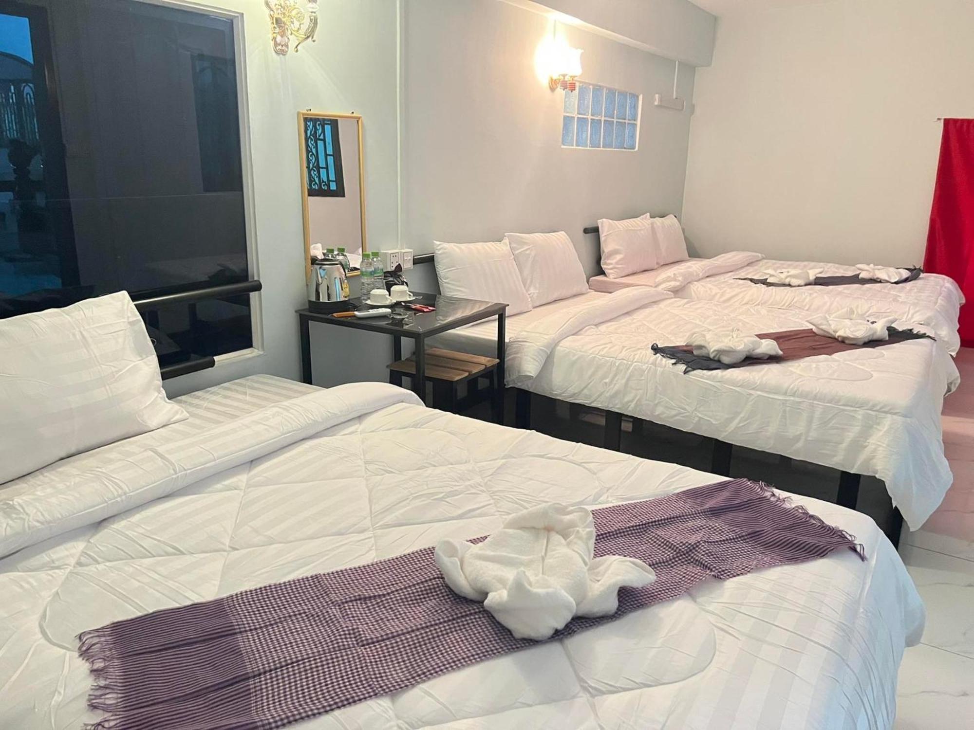 Lotus Blanc Homestay Villa Battambang Exterior photo