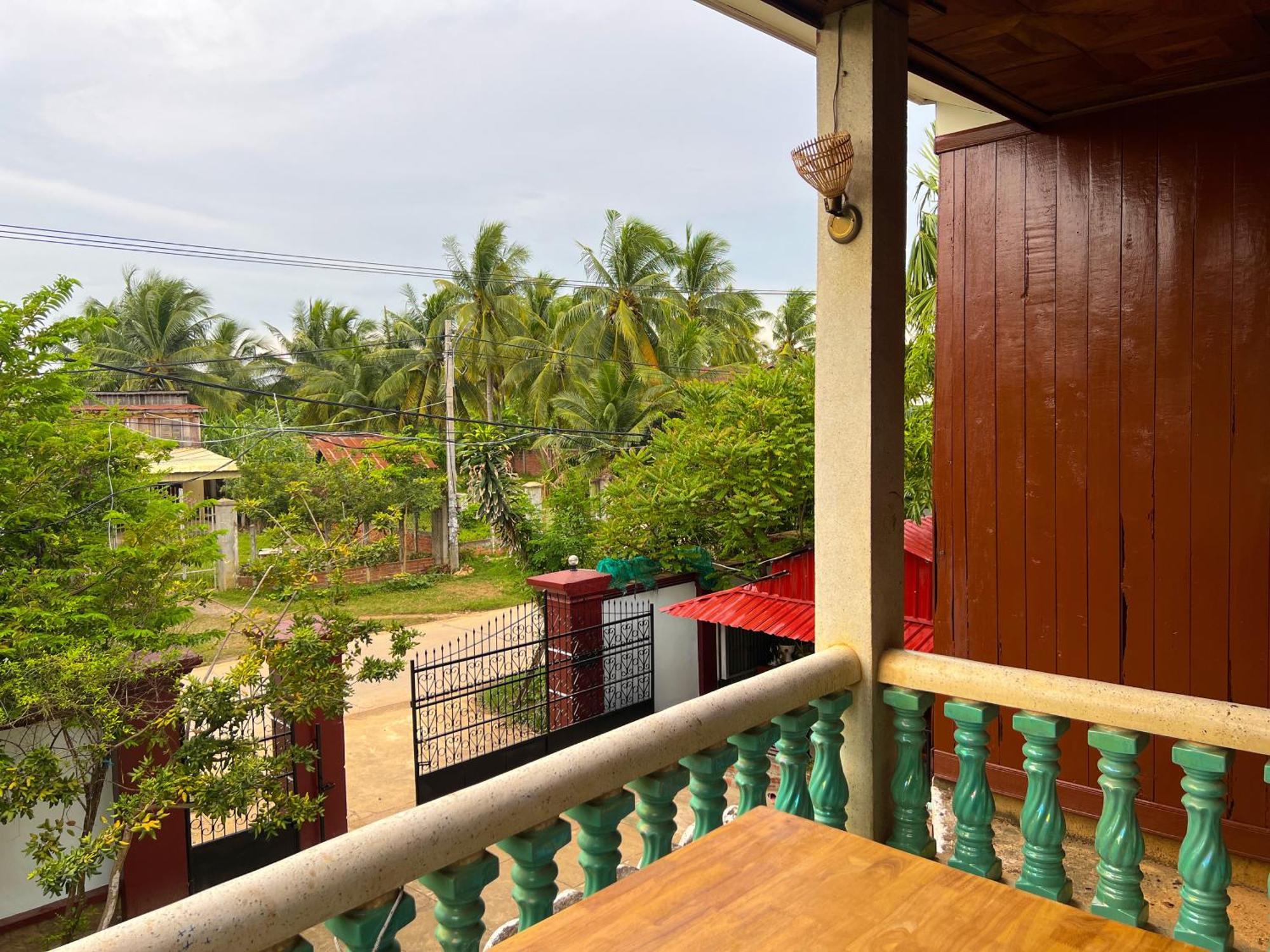 Lotus Blanc Homestay Villa Battambang Exterior photo